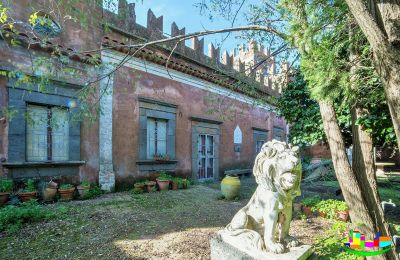 Vastgoed, Kasteel met tuin te koop op Sicilië