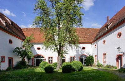 Slot købe 91792 Ellingen, An der Vogtei 2, Bayern:  