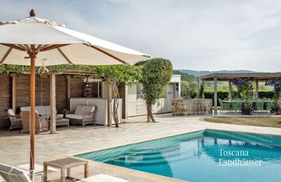 Landhuis te koop Manciano, Toscane:  RIF 3084 Pool und Außenküche