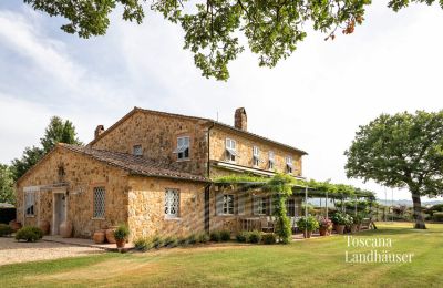 Landhuis te koop Manciano, Toscane:  RIF 3084 Hauseingang