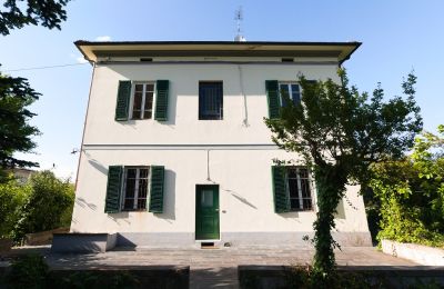 Historisk villa til salg Lucca, Toscana, Sidevisning