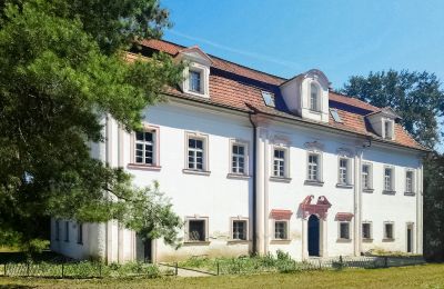 Vastgoed, Kasteel bij Opava in het oosten van Tsjechië