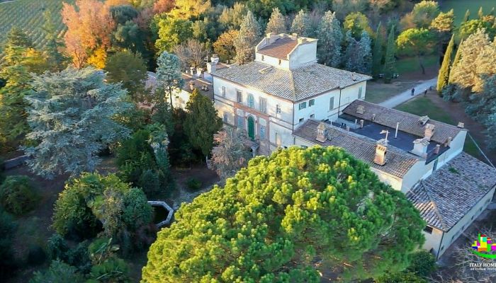 Slot til salg 06055 Marsciano, Umbria,  Italien