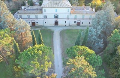 Schloss kaufen 06055 Marsciano, Umbrien:  Außenansicht