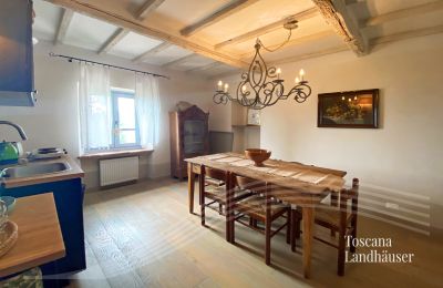 Landhuis te koop Loro Ciuffenna, Toscane:  RIF 3098 Essbereich mit Küchenzeile