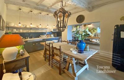 Landhuis te koop Loro Ciuffenna, Toscane:  RIF 3098 Küche mit Essbereich