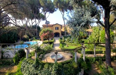 Charakterimmobilien, Gechichtsträchtige Villa mitten in Rom