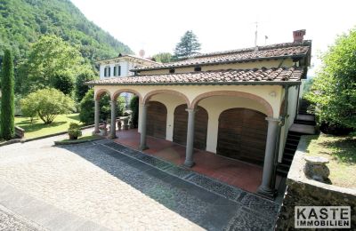 Historisk villa till salu Bagni di Lucca, Toscana:  