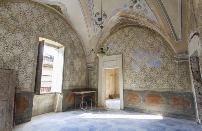 Slot købe Oria, Puglia:  