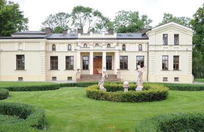 Charakterimmobilien, Kleines Herrenhaus mit Park, Nähe Łódź