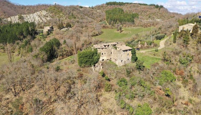 Burg Pietralunga 5