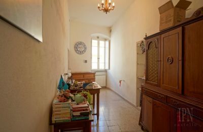 Byhus til salgs 06019 Umbertide, Piazza 25 Aprile, Umbria, Bilde 11/25