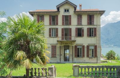 Historisk villa købe Lovere, Lombardiet:  Forside