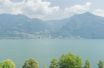 Historisk villa købe Lovere, Lombardiet:  Dam/sø
