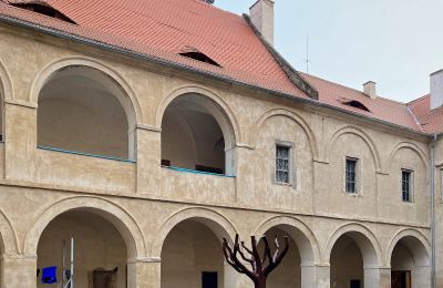 Slot til salg Štětí, Ústecký kraj, Indre gårdhave