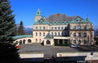 Slot til salg Liberec, Liberecký kraj, Udvendig visning