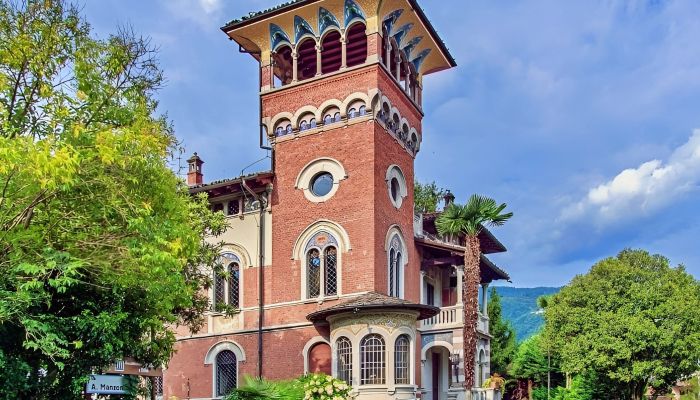 Historisk villa till salu 28838 Stresa, Piemonte,  Italien