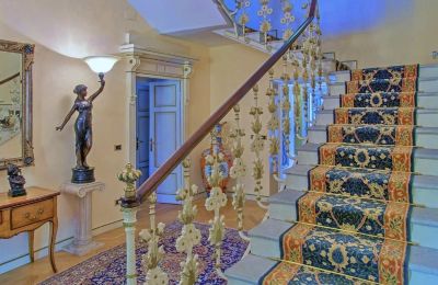 Historische Villa kaufen 28838 Stresa, Piemont:  Treppenhaus