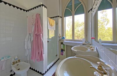 Historisk villa till salu Verbania, Piemonte, Badrum