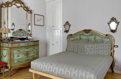Historisk villa købe Verbania, Piemonte:  Soveværelse