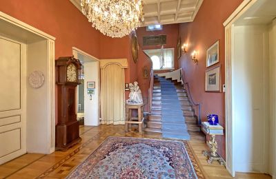 Historisk villa till salu Verbania, Piemonte, Ingångshall