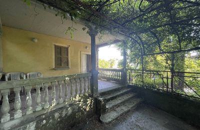 Historisk villa till salu 28824 Oggebbio, Piemonte:  Terrass