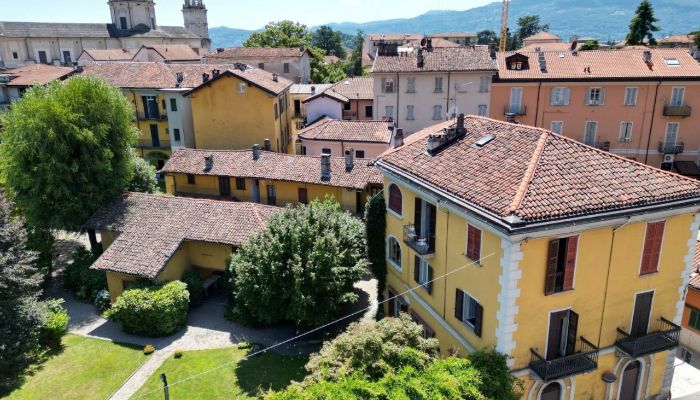 Historisk villa Verbano-Cusio-Ossola, Intra 3