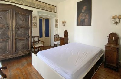 Historisk villa till salu Verbano-Cusio-Ossola, Intra, Piemonte:  Sovrum