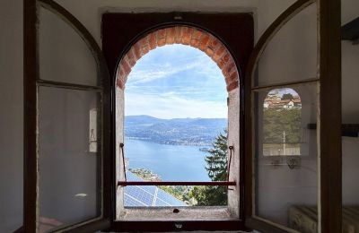 Historisk villa till salu 28894 Boleto, Piemonte:  Utsikt