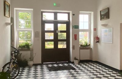 Kasteel appartement te koop Lubiechowo, Pałac w Lubiechowie, województwo zachodniopomorskie:  Hol wejściowy 