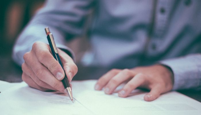 Immobilienverkauf mit Makler: Tipps für eine erfolgreiche Zusammenarbeit Oktober 2025