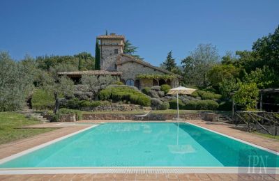Lantligt hus till salu 06056 Massa Martana, Torretta Martana, Umbria:  Pool
