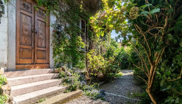 Historisk villa till salu Verbano-Cusio-Ossola, Pallanza,  Italien