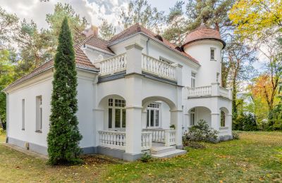 Historische villa te koop Baniocha, województwo mazowieckie:  