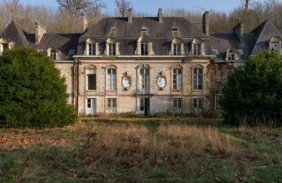 Charakterimmobilien, Sanierungsbedürftiges Château in der Normandie