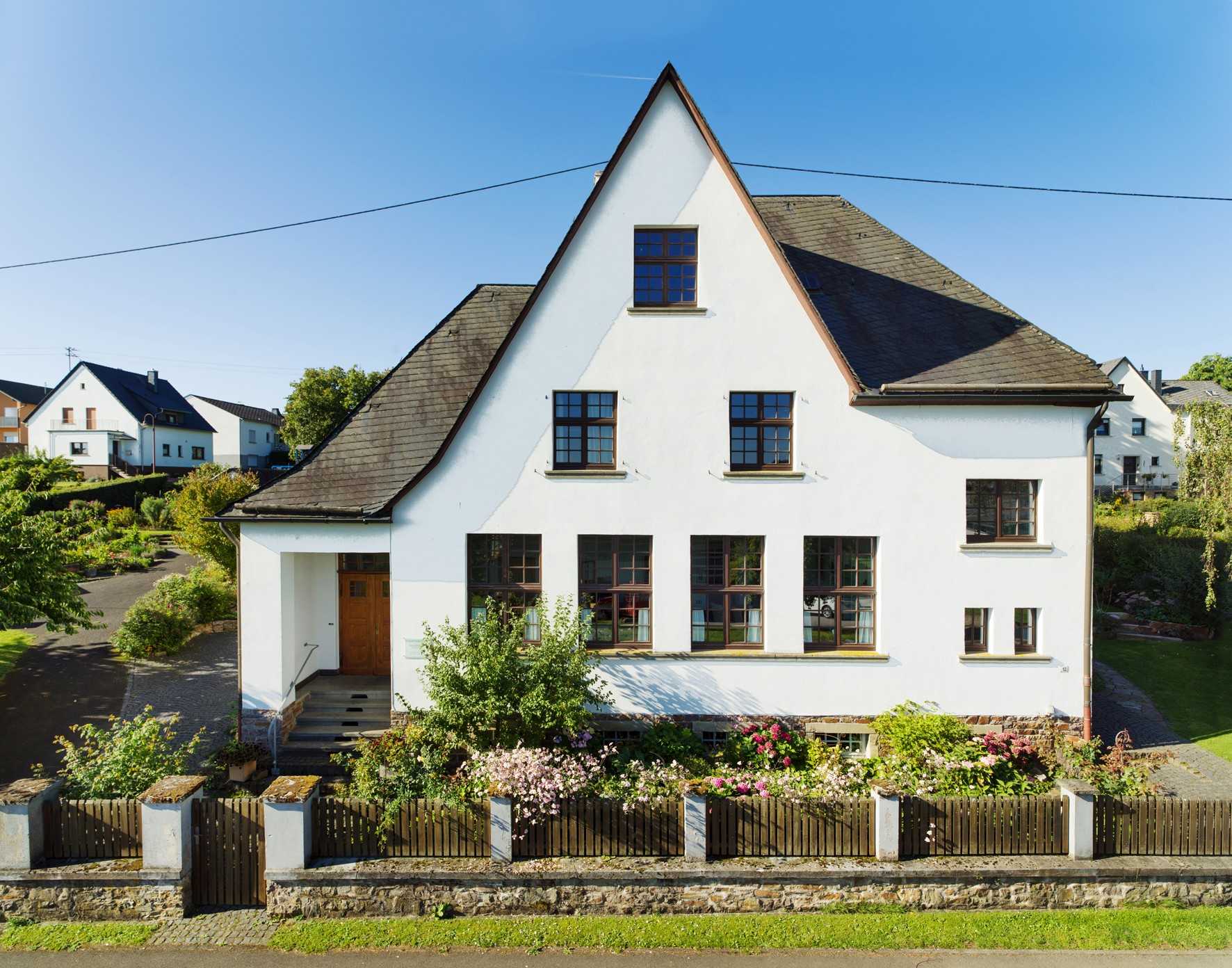 Bilder Exceptional historic house in Hunsrück region near Luxembourg, Belgium, Netherlands