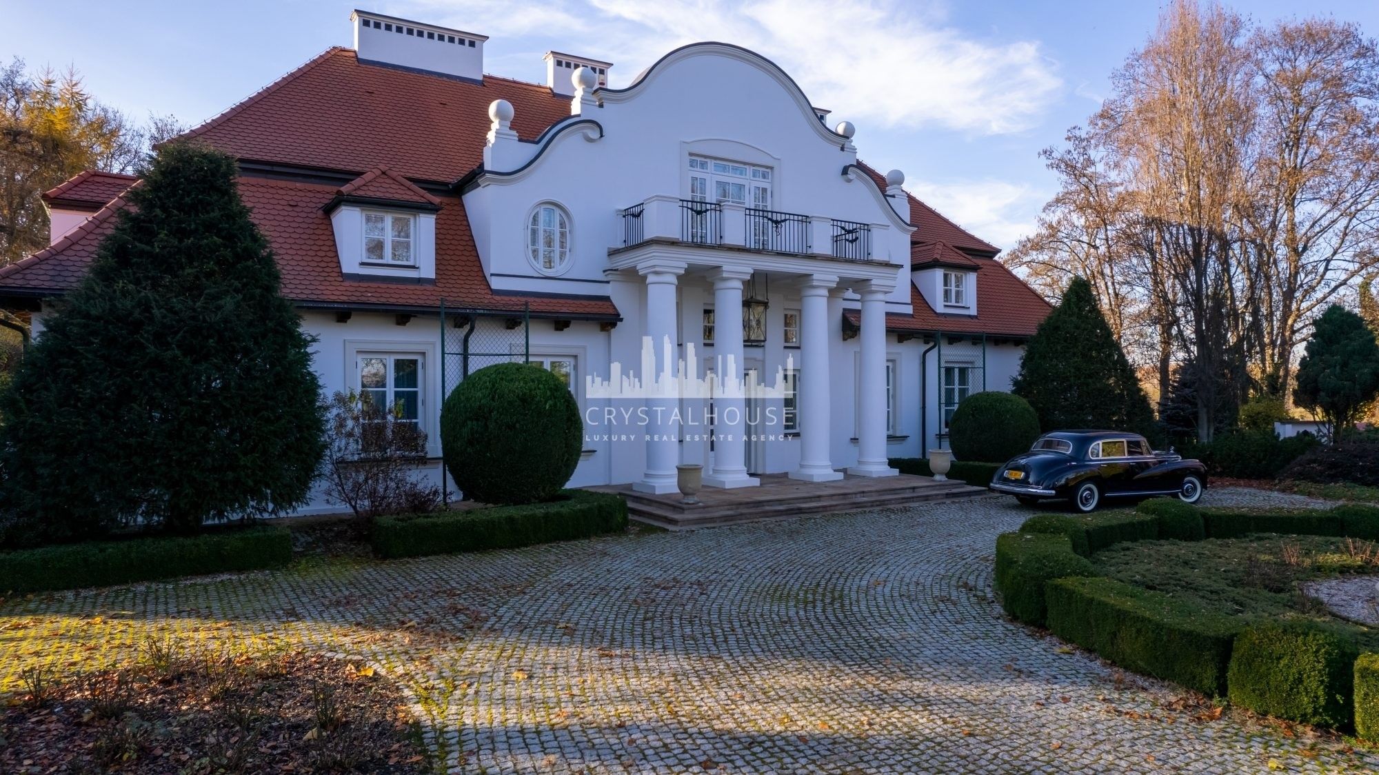 Fotos Gutshof mit Herrenhaus und Gestüt, Woiwodschaft Lodz
