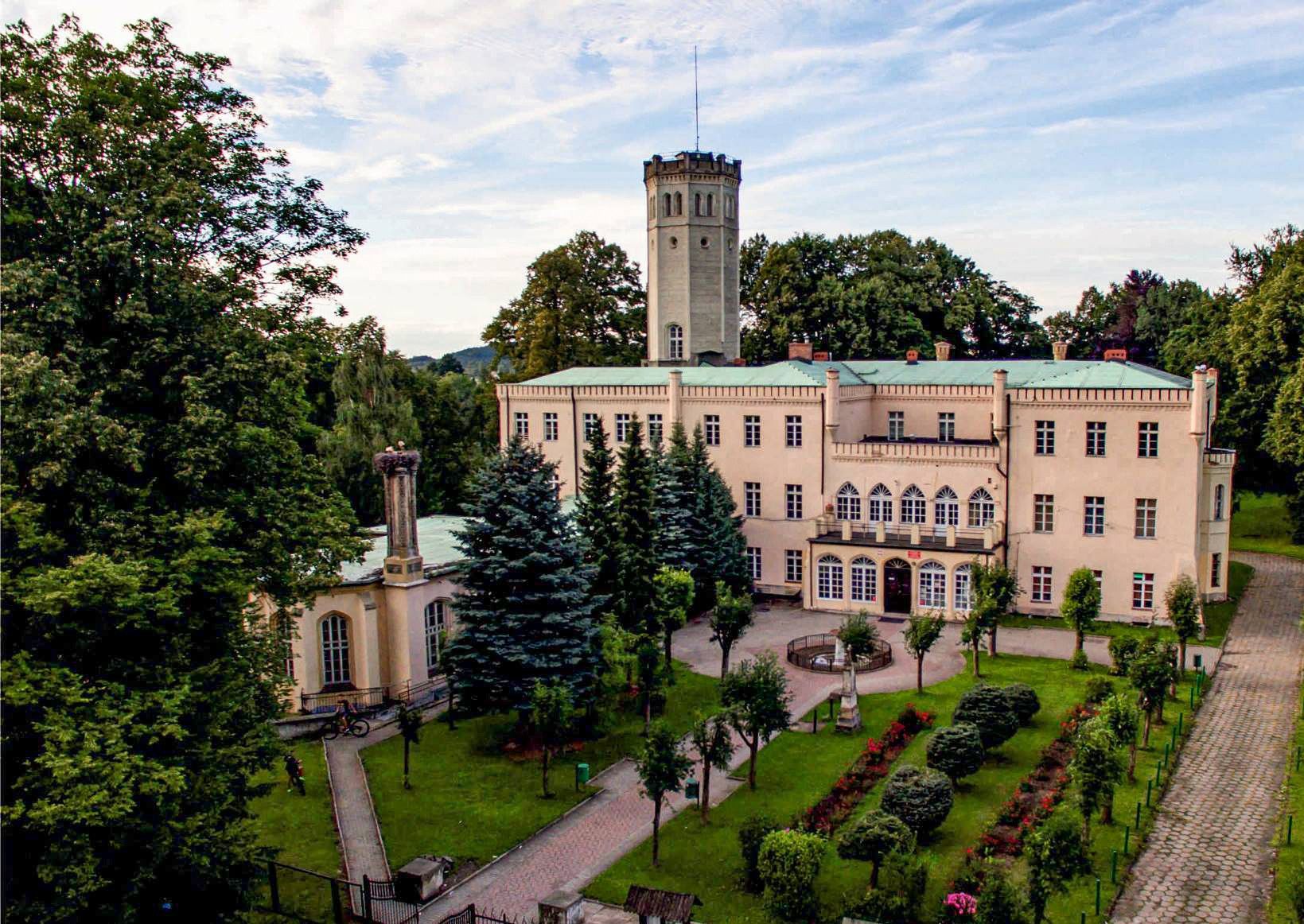 Kasteel te koop Mysłakowice, Sulkowskiego 2, województwo dolnośląskie:  Drone