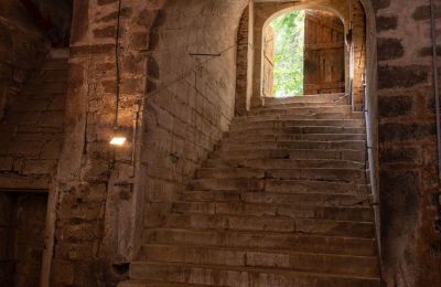 Slot til salg Baden-Württemberg, Treppe in Gewölbekeller
