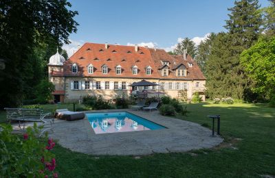 Schloss kaufen Baden-Württemberg:  Blick vom Pool