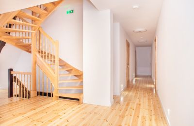 Herregård til salg Sędzisław, Dwór w Sędzisławiu, województwo dolnośląskie, Øvre etage