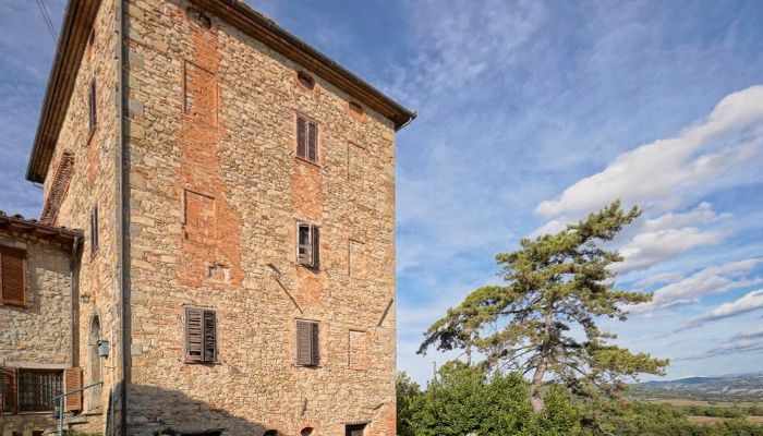 Historische toren te koop 06019 Spedalicchio, Umbria,  Italië