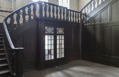 Slott til salgs Kujawy, Prudnicka 1b, województwo opolskie, Inngangshall