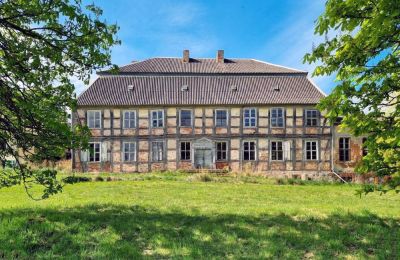 Herregård købe 17337 Uckerland, Brandenburg:  Herrenhaus Hofseite