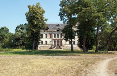 Schloss kaufen Budziwojów, Pałac w Budziwojowie, Niederschlesien:  