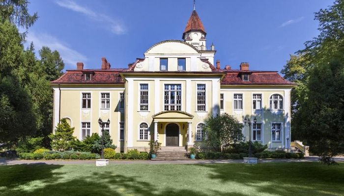 Slott till salu Częstochowa, województwo śląskie,  Polen