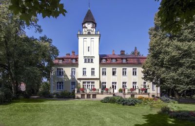Slot til salg Częstochowa, województwo śląskie, Bagudvendt