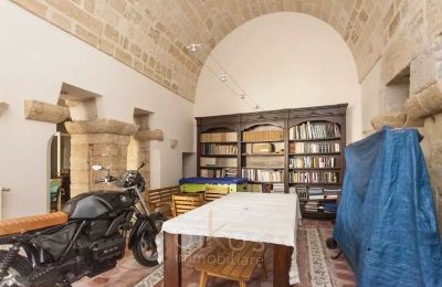 Stadhuis te koop Squinzano, Via San Giuseppe, Puglia:  