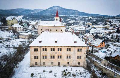 Slott til salgs Žitenice, Zámek Žitenice, Ústecký kraj:  