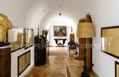 Historisk villa til salg Griante, Lombardiet, Corridor